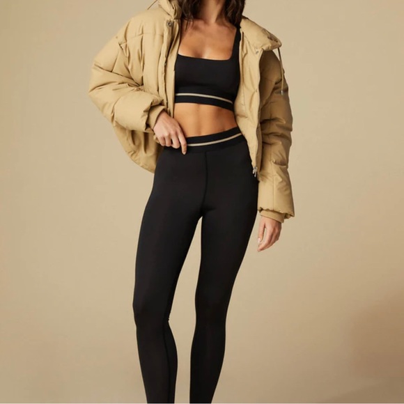 Tan + Lines Venice Bra and Runyon Cyn Leggings - Picture 2 of 4